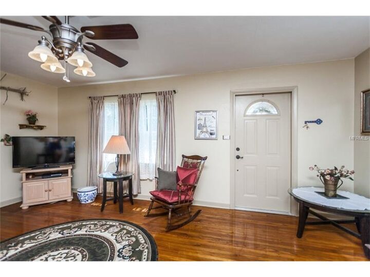 Property Photo: 4231 8th Street N FL 33703