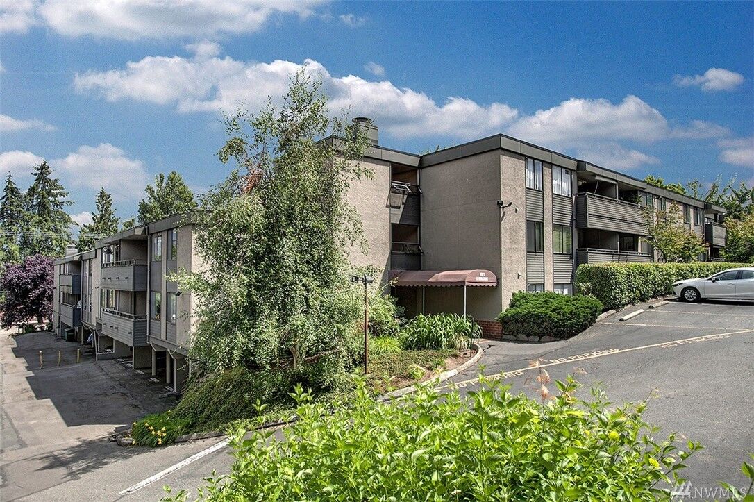 Property Photo:  7021 Sand Point Way NE B321  WA 98115 