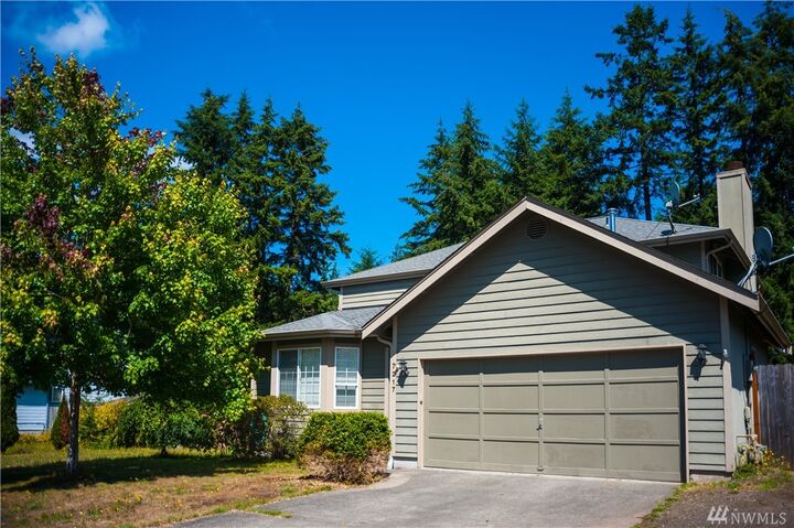 Property Photo:  7217  Bonnieville Place SE  WA 98367 
