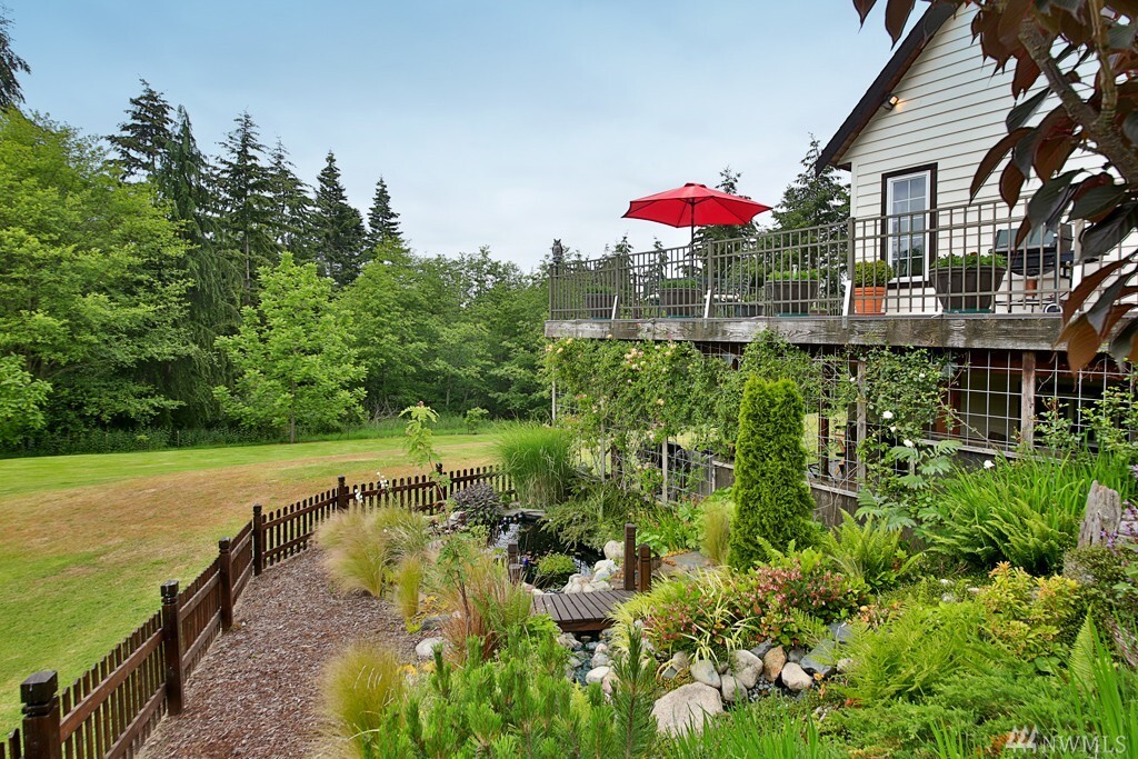 Property Photo: 3256 Saratoga Rd WA 98260