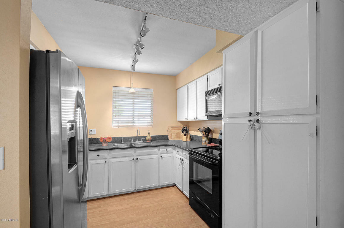 Property Photo: 3916 E Altadena Avenue AZ 85028