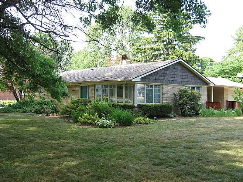 Property Photo: 417 Pasadena Drive PA 16505
