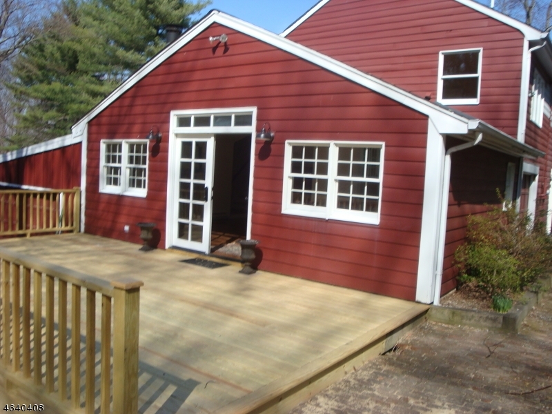 Property Photo: 364 Crescent Ave NJ 07481