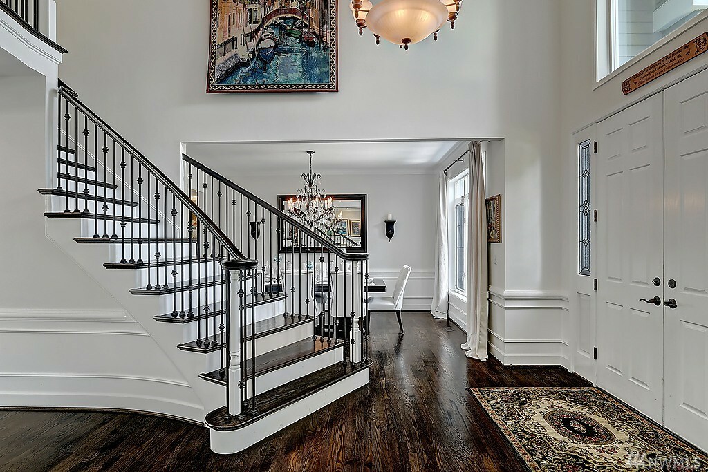 Property Photo: 24169 E Greystone Lane WA 98020