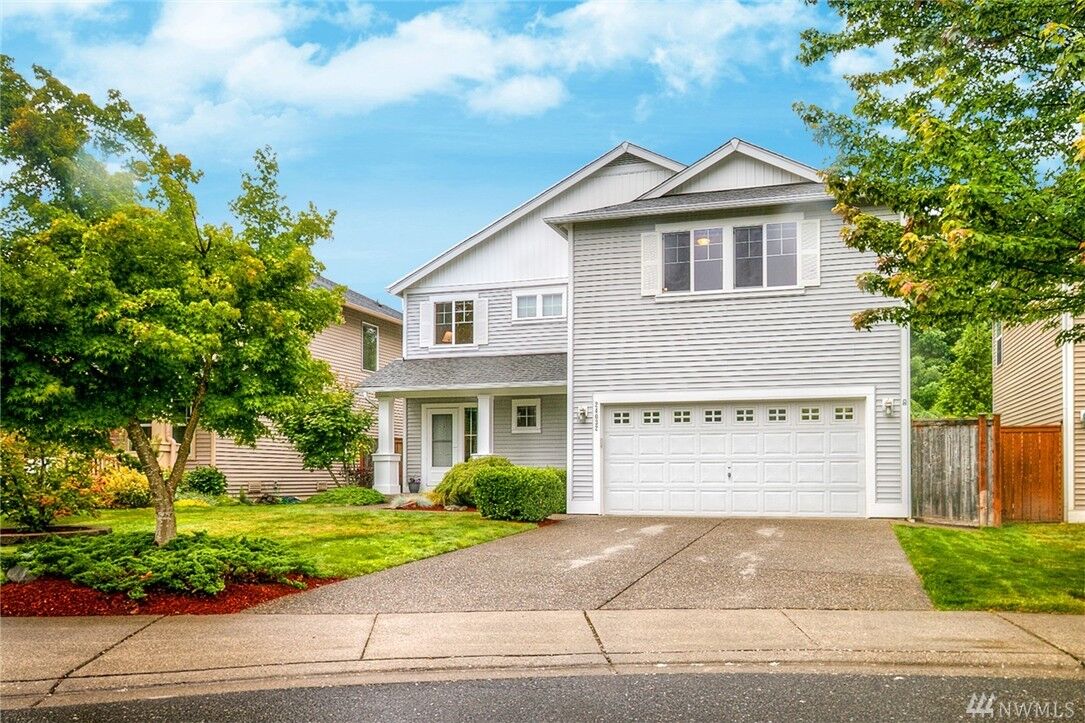 Property Photo:  24032 236th Ave SE  WA 98038 