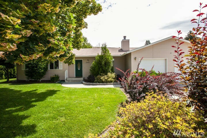 Property Photo:  3415 NW Alfred Place  WA 98802 