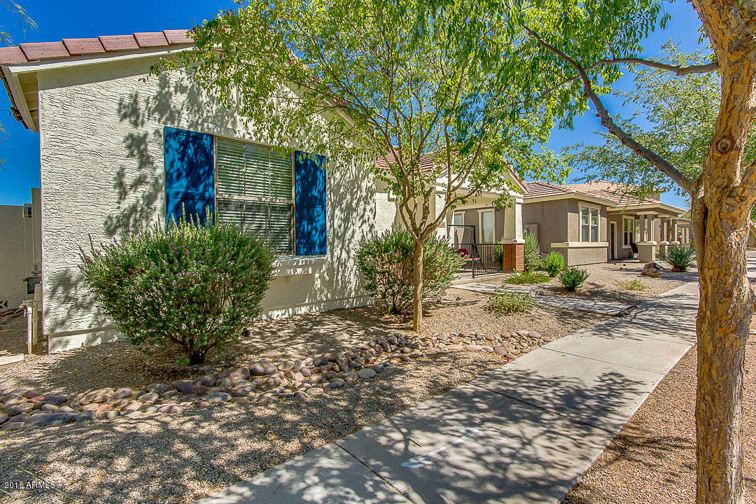 Property Photo:  1746 S Reseda Street  AZ 85295 