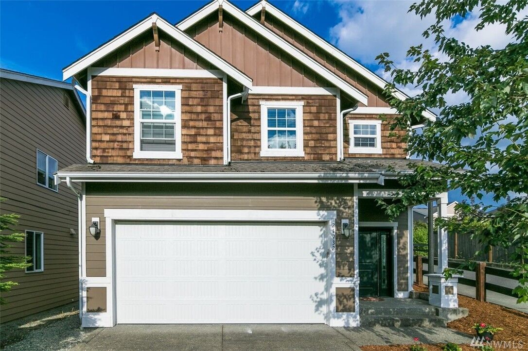 Property Photo:  21932 SE 240th Place  WA 98038 