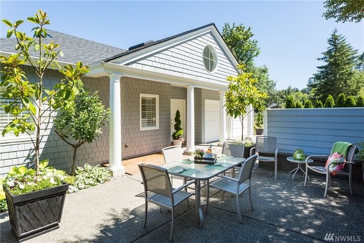 Property Photo: 8007 Bayridge Avenue WA 98332