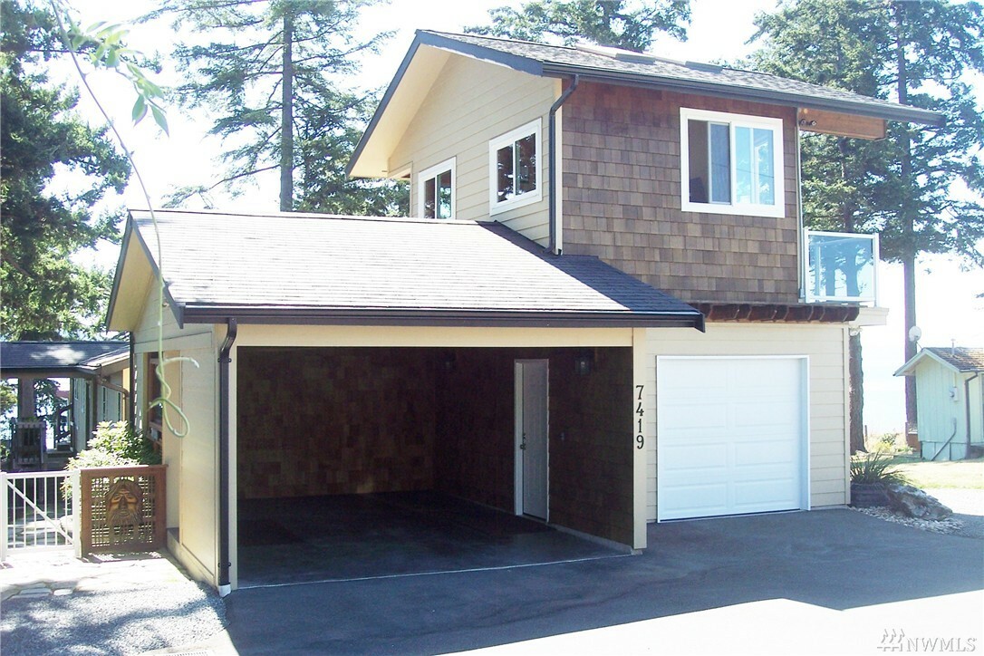 Property Photo:  7419 45th Dr NW  WA 98271 