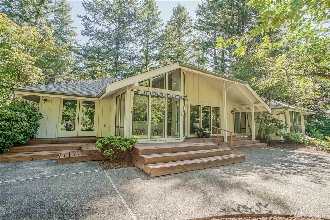 Property Photo: 7811 Walnut St SW WA 98498