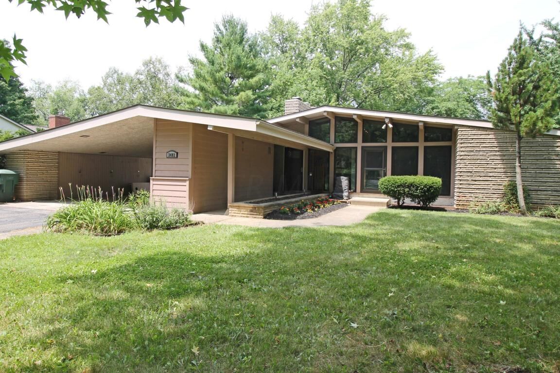 Property Photo: 3482 Skyline Drive OH 43235