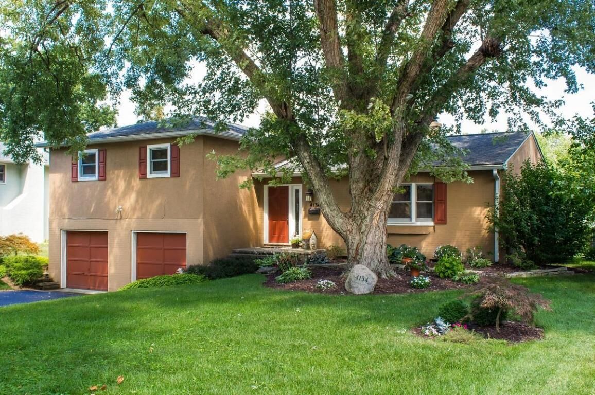 Property Photo: 4134 Kendale Road OH 43220