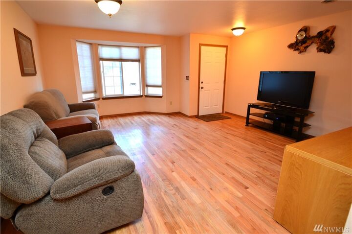 Property Photo:  7022 96th St E  WA 98371 