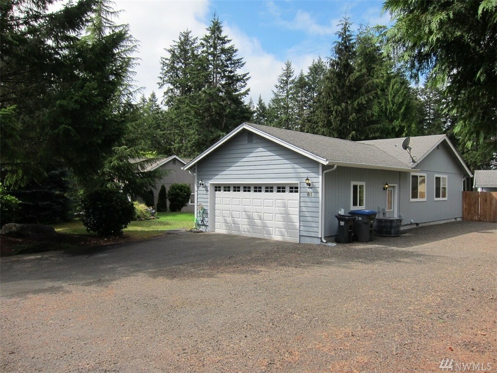 Property Photo:  81 E Country Club Dr  WA 98524 