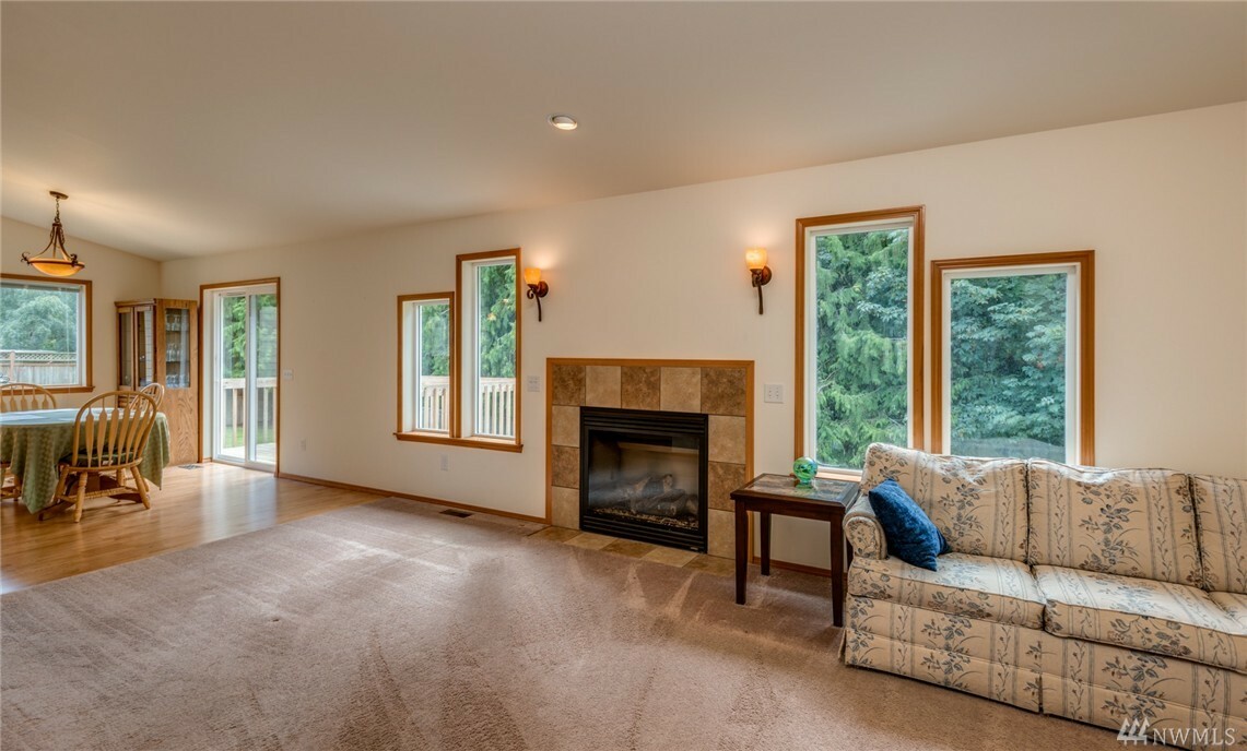 Property Photo: 1876 Porter St WA 98282