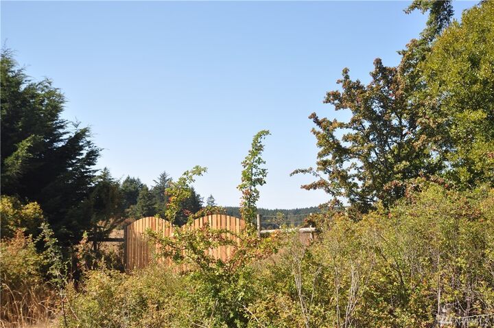 Property Photo:  1150 Cousins Rd  WA 98261 