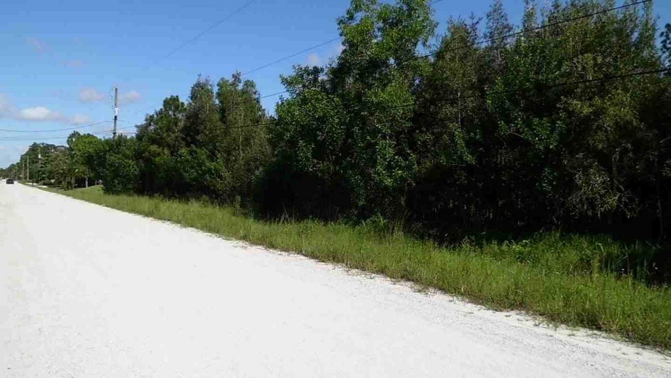 Property Photo:  15632 64th Place N  FL 33470 