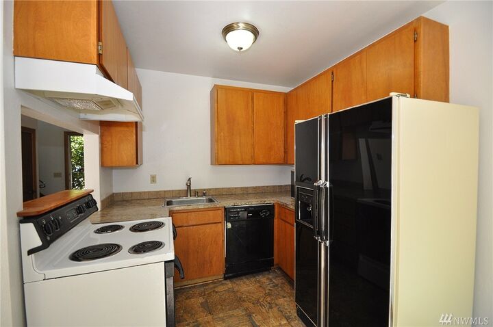 Property Photo: 12712 51 Ave NE WA 98271