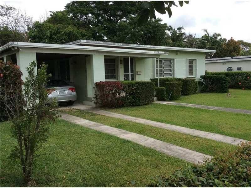 Property Photo:  6121 SW 46th St  FL 33155 