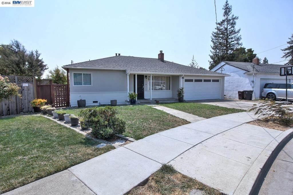 Property Photo:  24691 Lyell Way  CA 94544 