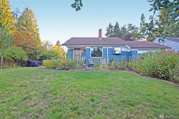 17003 8th Ave NE  Shoreline WA 98155 photo