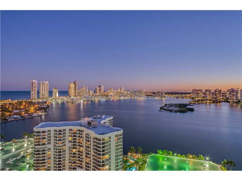 Property Photo: 3500 Mystic Pointe Dr 2701 FL 33180