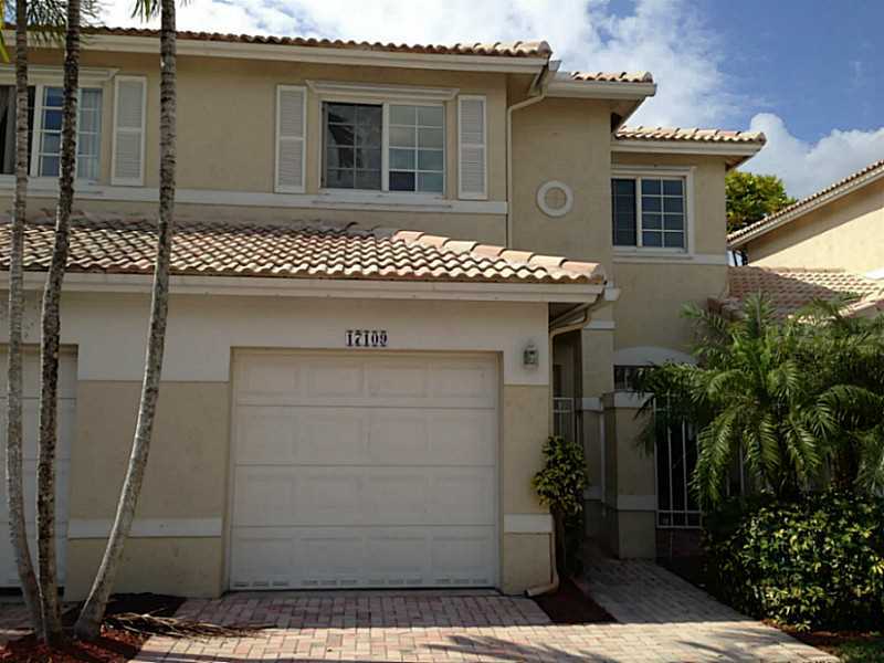 Property Photo: 17109 NW 23rd St FL 33028