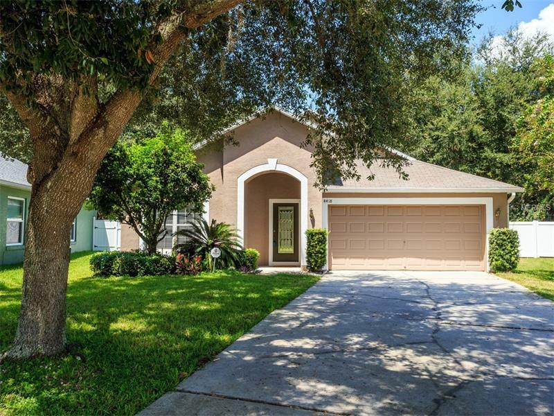 Property Photo:  4418 Park Eden Circle  FL 32810 