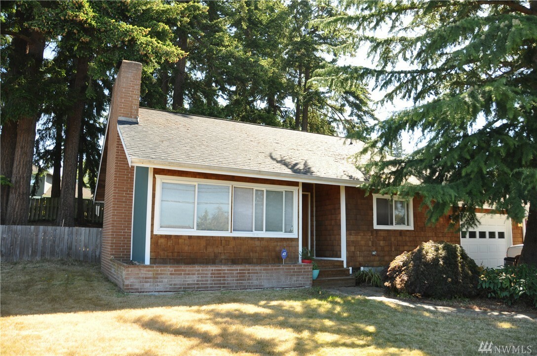 Property Photo:  7025 48th Ave W  WA 98275 