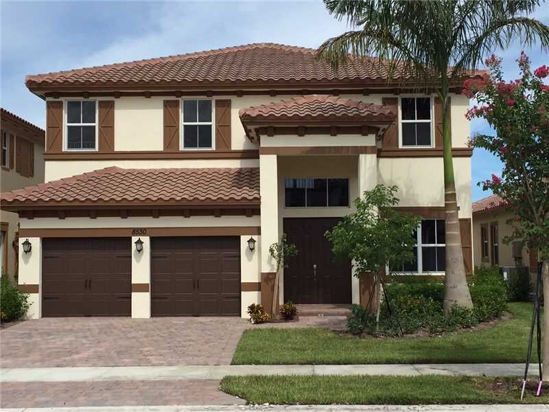 Property Photo:  8570 Lakeside Dr  FL 33076 