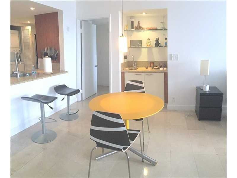 Property Photo:  1717 N Bayshore Dr 3153  FL 33132 