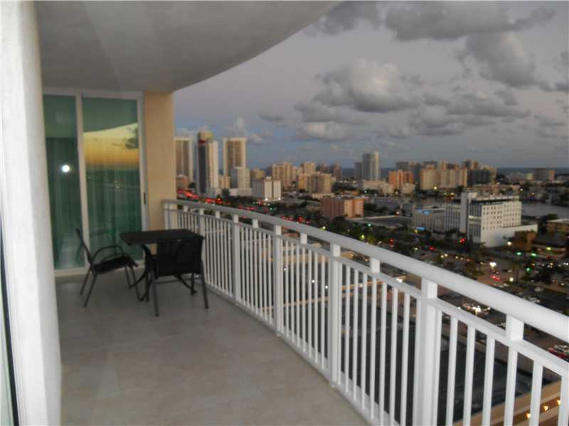 Property Photo:  1755 E Hallandale Beach Bl 1807  FL 33009 