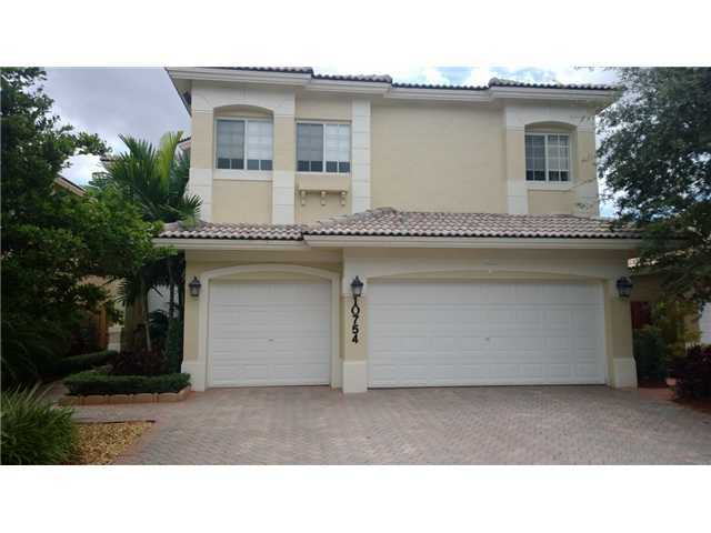 10754 NW 70 St  Doral FL 33178 photo