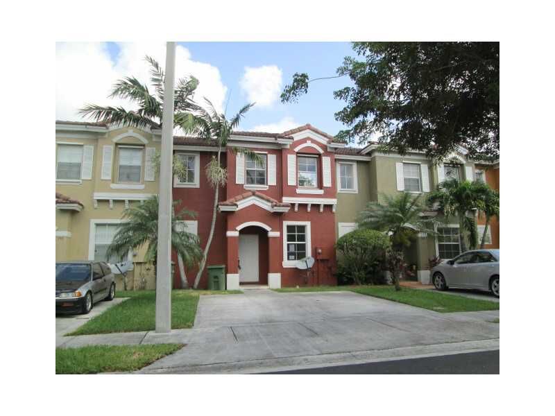 Property Photo:  757 E Mowry Ct 757  FL 33030 