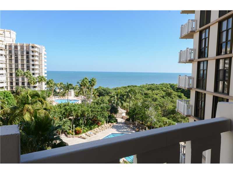 Property Photo: 1121 Crandon Bl D706 FL 33149