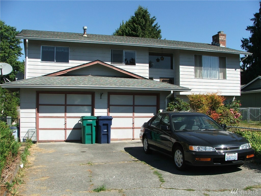 Property Photo:  6201 99th St NE  WA 98270 