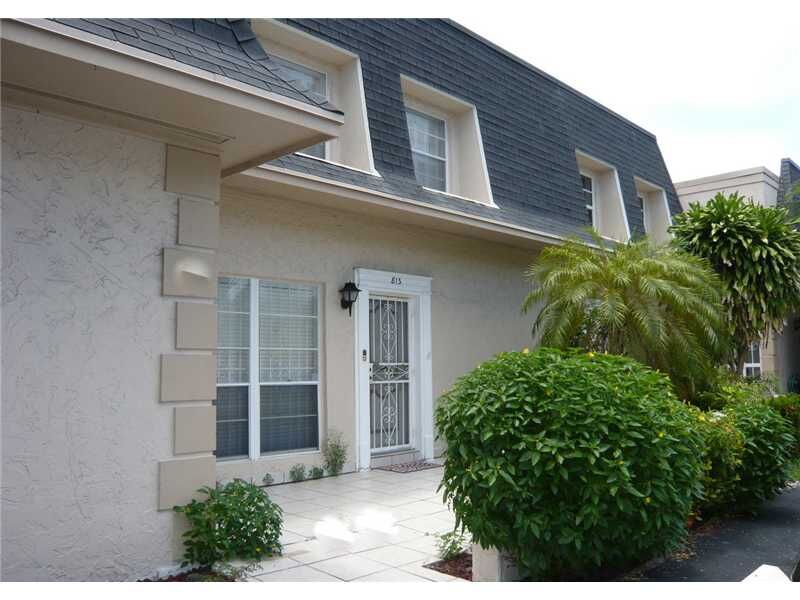 Property Photo:  813 NE 26 Av 813  FL 33009 