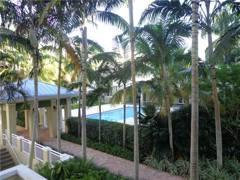 Property Photo:  7588 SW 102 St 203  FL 33156 