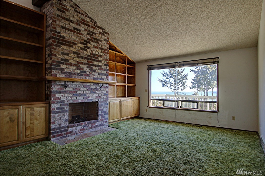 Property Photo: 661 Muckleshoot Cir WA 98257