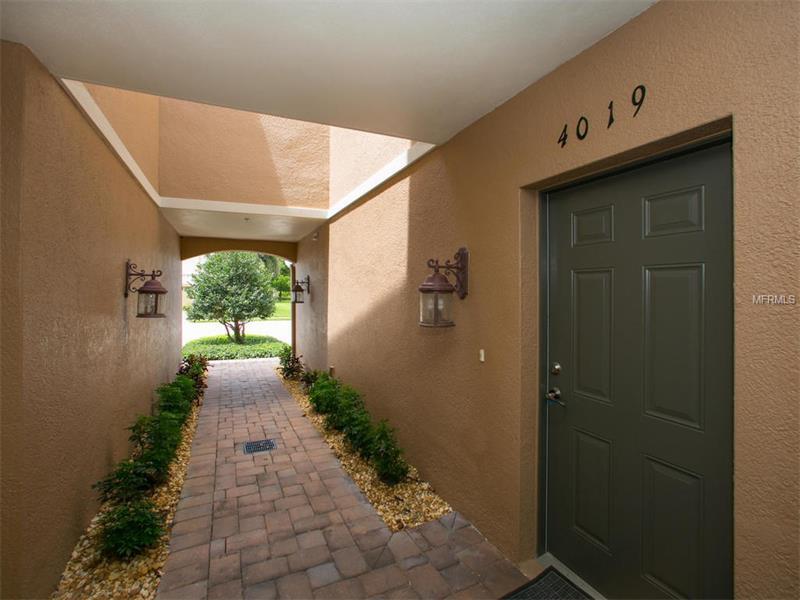 Property Photo: 4019 Overture Circle 316 FL 34209