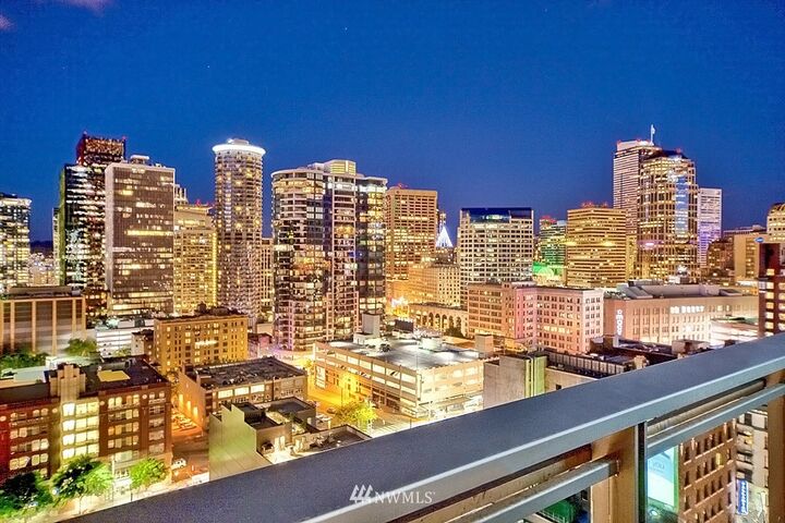 2033 2nd Avenue 1705  Seattle WA 98121 photo
