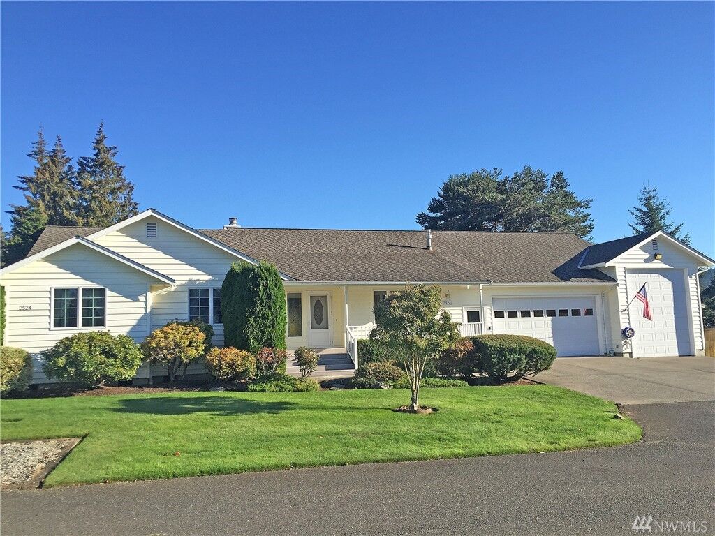 Property Photo: 2524 Sylvan Street WA 98226