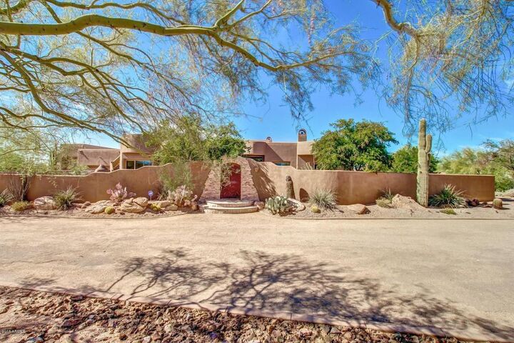 Property Photo:  30588 N Miller Road  AZ 85266 