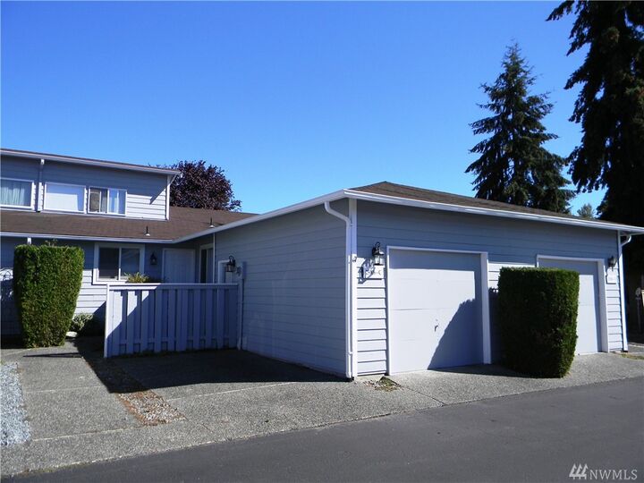 25006 110th Avenue SE C  Kent WA 98030 photo
