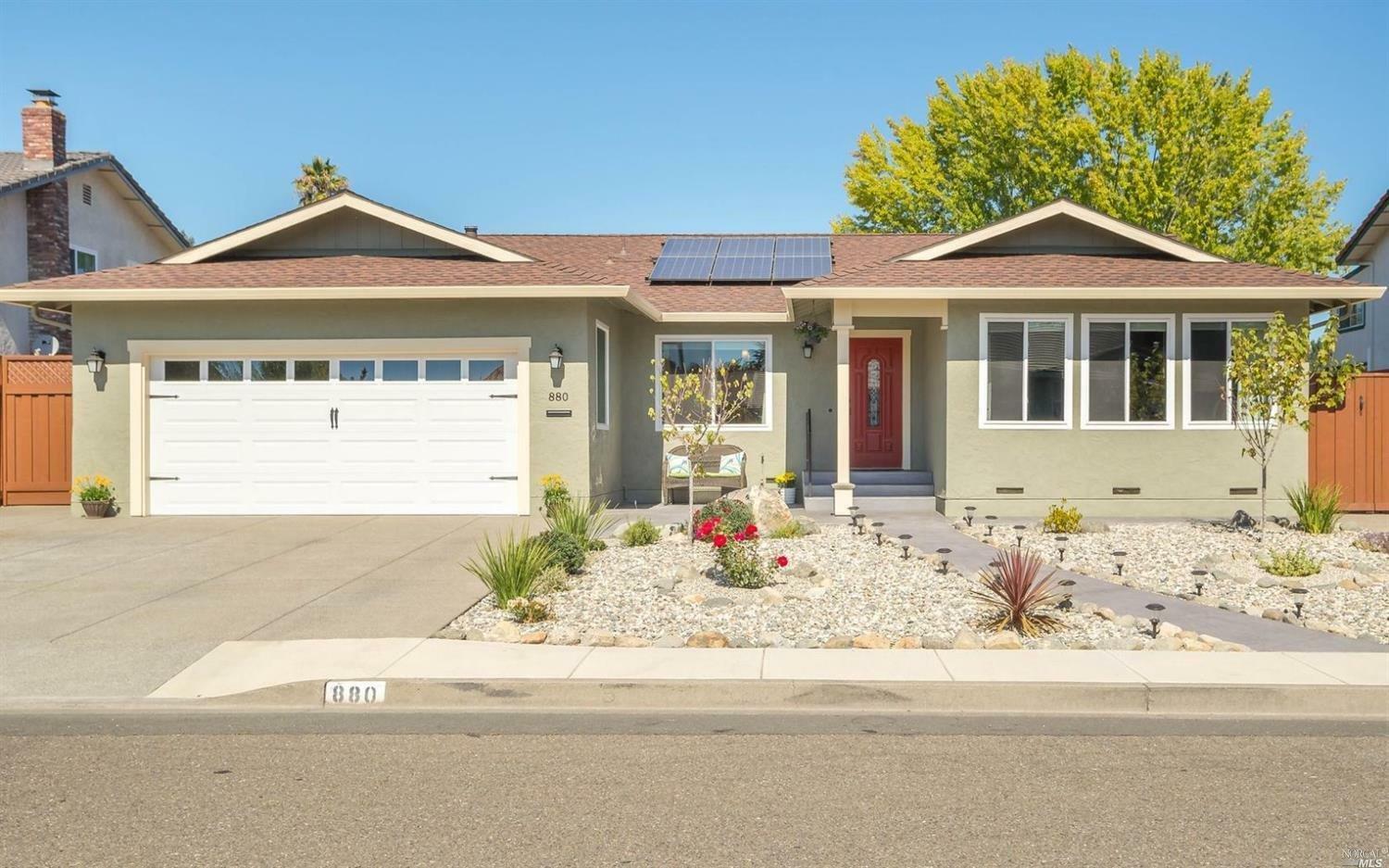 Property Photo:  880 Dana Court  CA 94928 