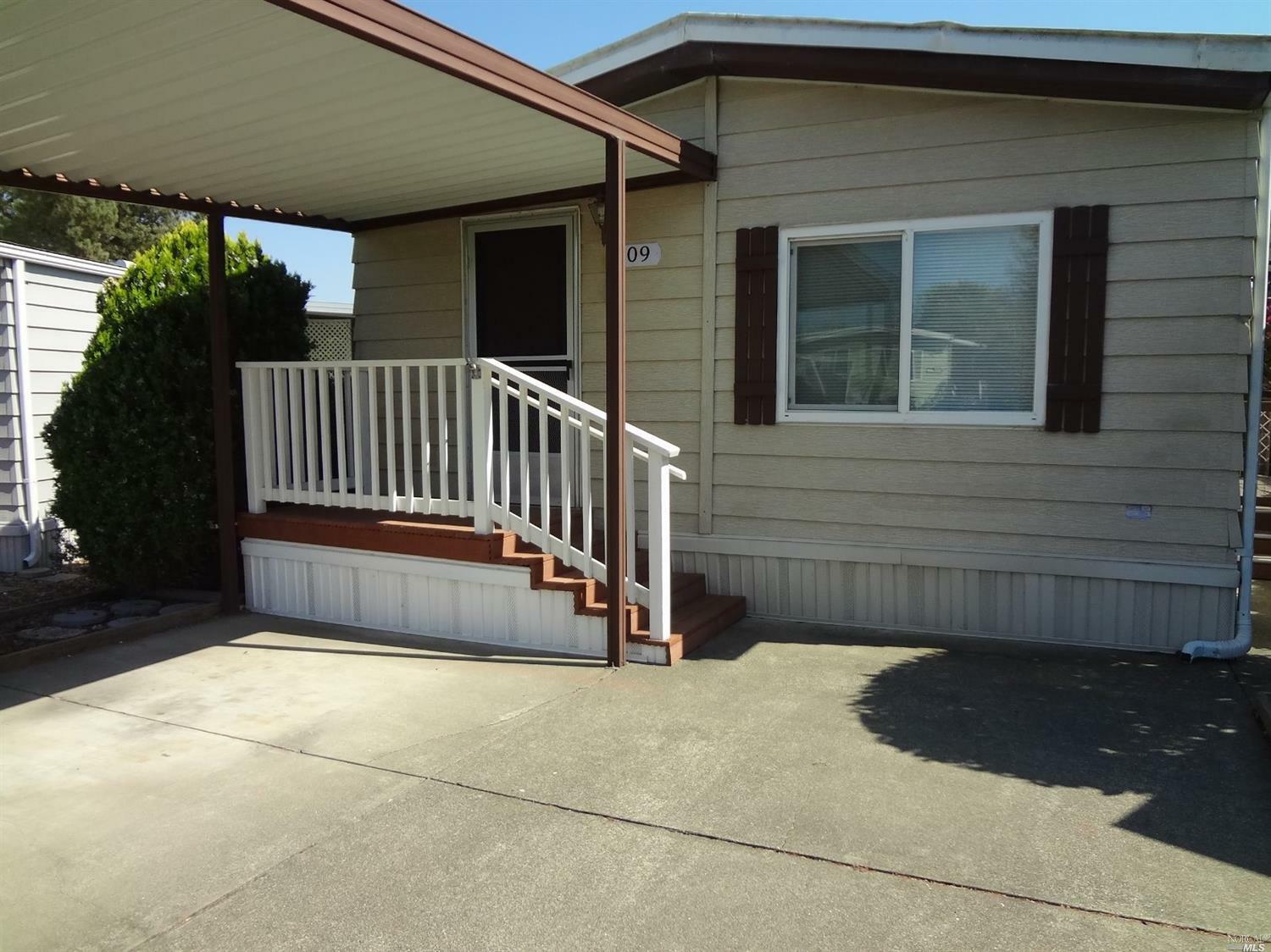 Property Photo:  109 Drake Mews  CA 95476 