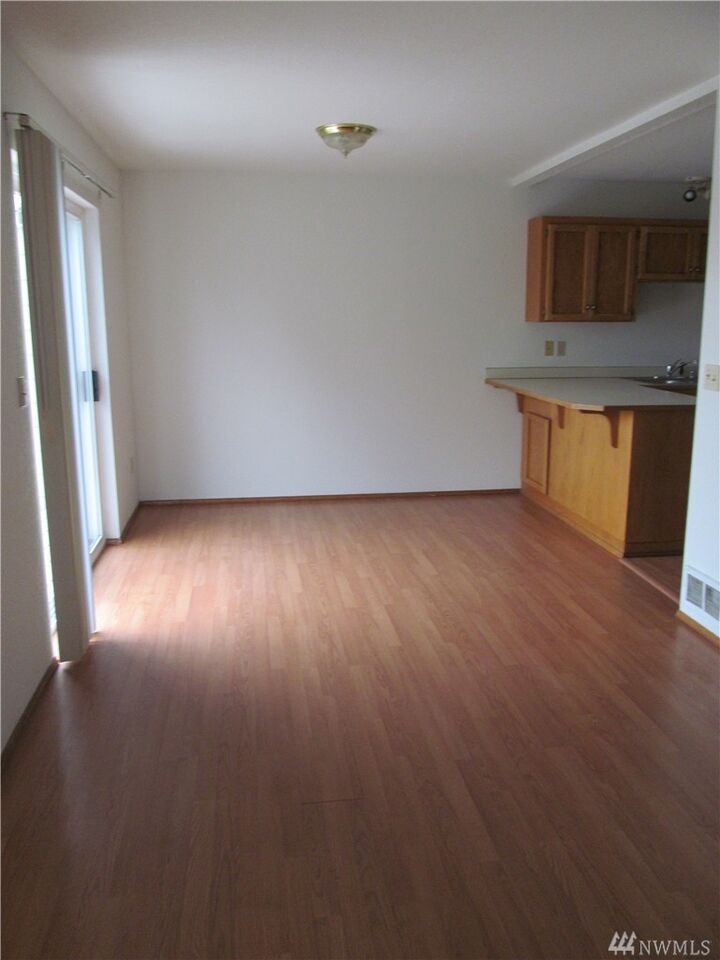 Property Photo: 218 N Stillaquamish Ave WA 98223