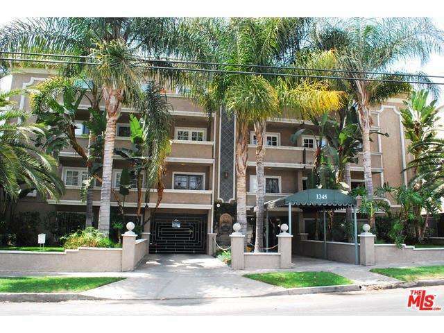 Property Photo: 1345 N Fuller Ave 105 CA 90046