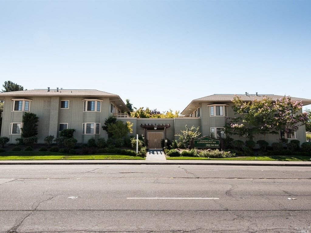 Property Photo: 720 Petaluma Boulevard 1 CA 94952